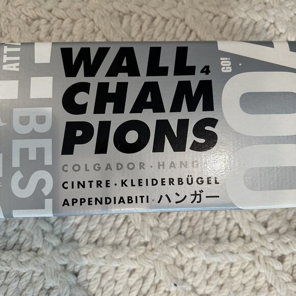 WALL CHAMPIONS 4 COAT HANGER Brazilian Soccer Football Players Multicolor - Picture 6 of 7